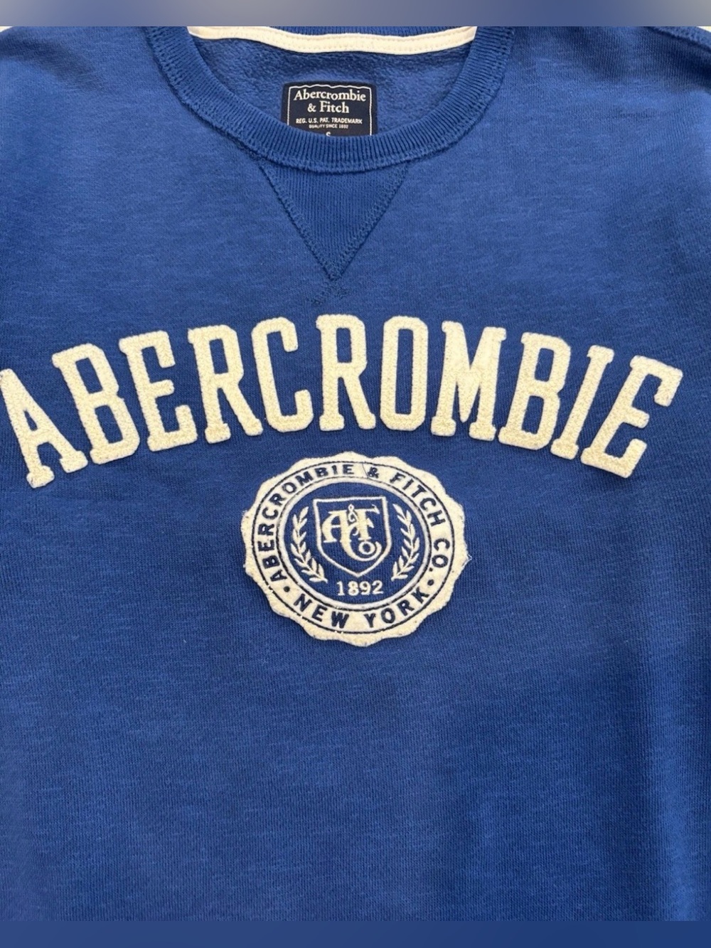 Abercrombie & Fitch Crewneck Royal Blue Sweatshirt Spellout A&F Size Small - Picture 2 of 8